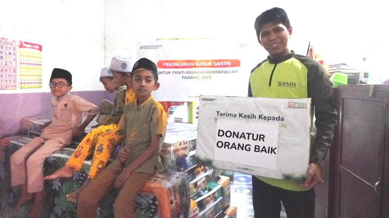 BMH Salurkan 50 Kasur untuk Kenyamanan Anak Panti Asuhan Padang Jaya Bengkulu Utara 2 689